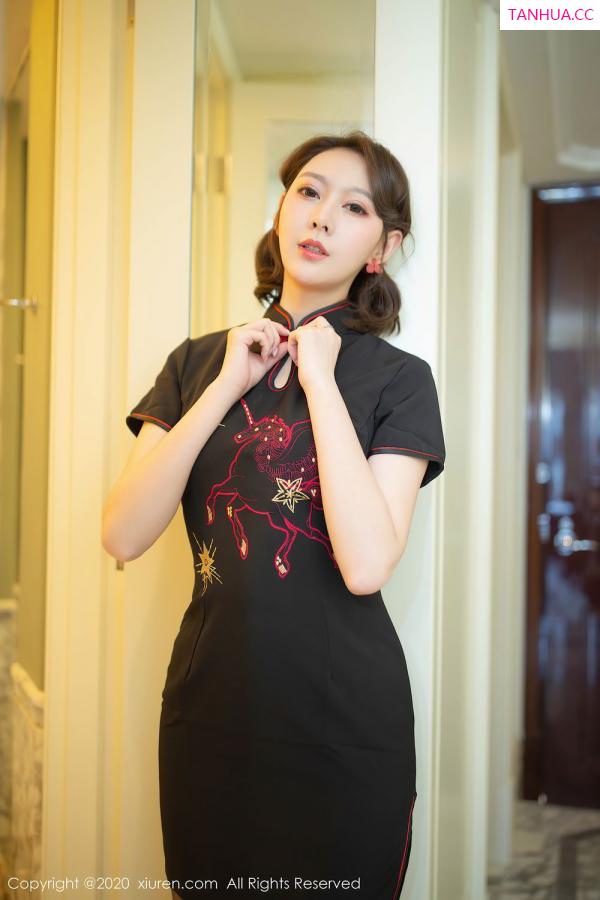 付艺轩 艺轩Renee [XiuRen]高清写真图 2020.07.28 No.2379 艺轩第14张图片